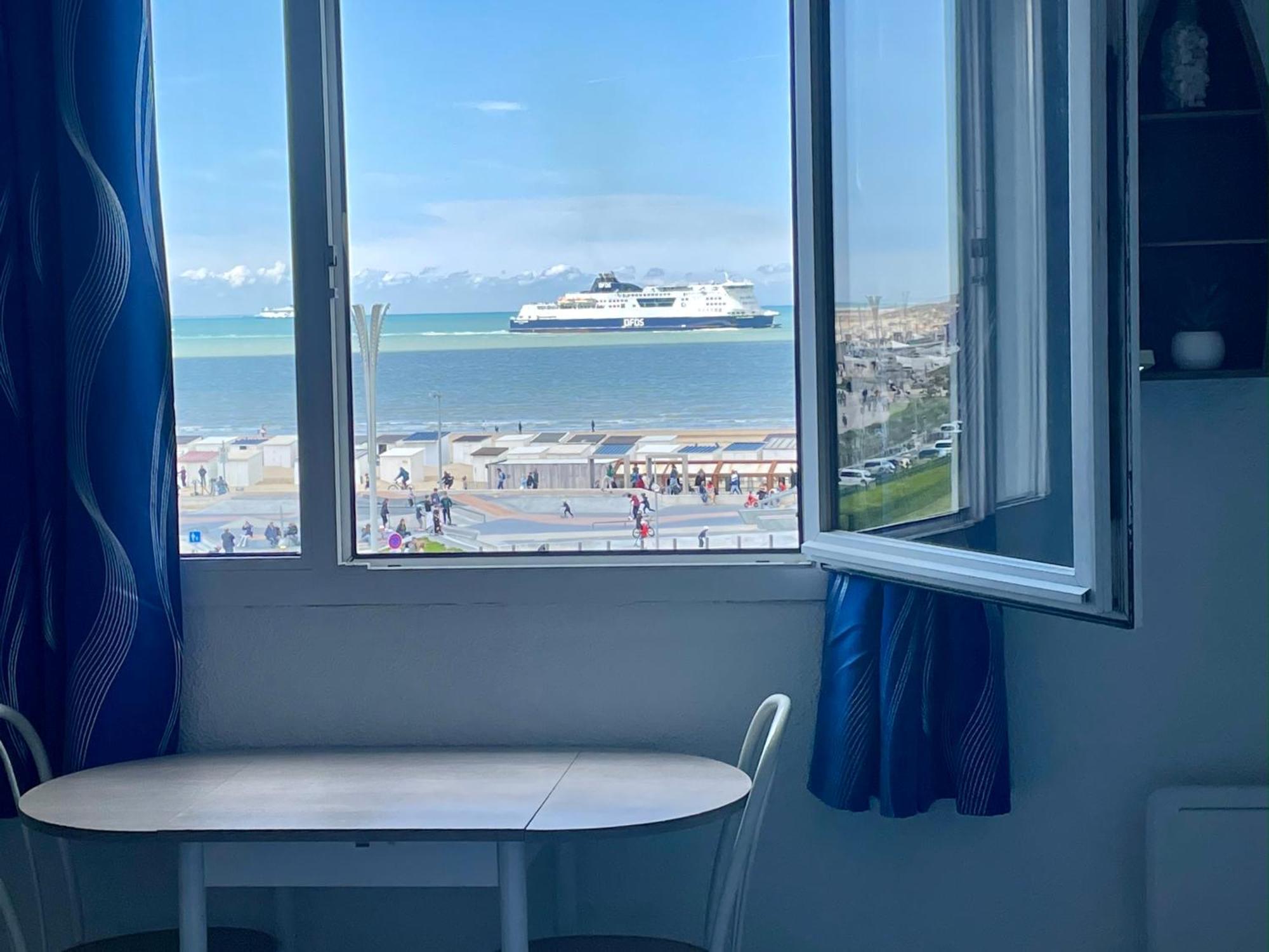 Studio A La Plage - Vue Mer Calais Esterno foto
