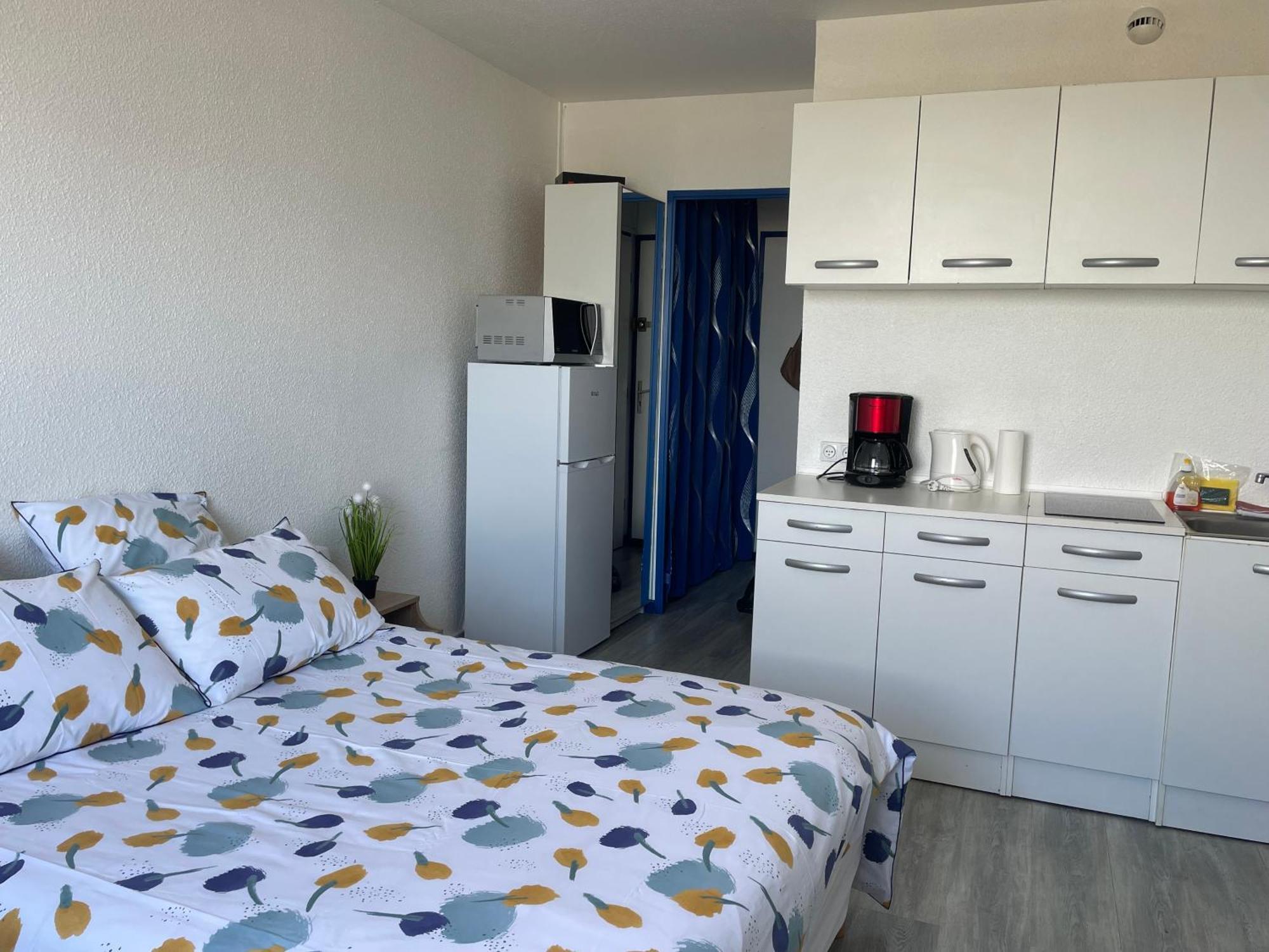 Studio A La Plage - Vue Mer Calais Esterno foto