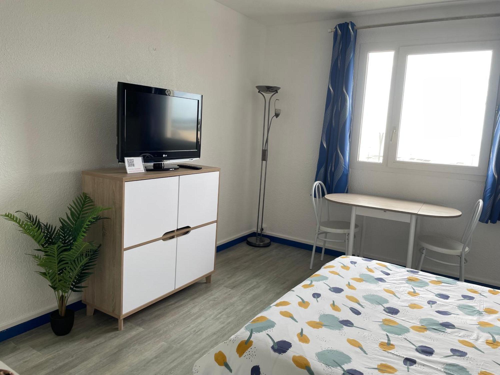 Studio A La Plage - Vue Mer Calais Esterno foto